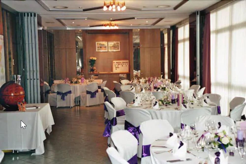 Hotel Zum Loewen Mörfelden-Walldorf Eksteriør bilde